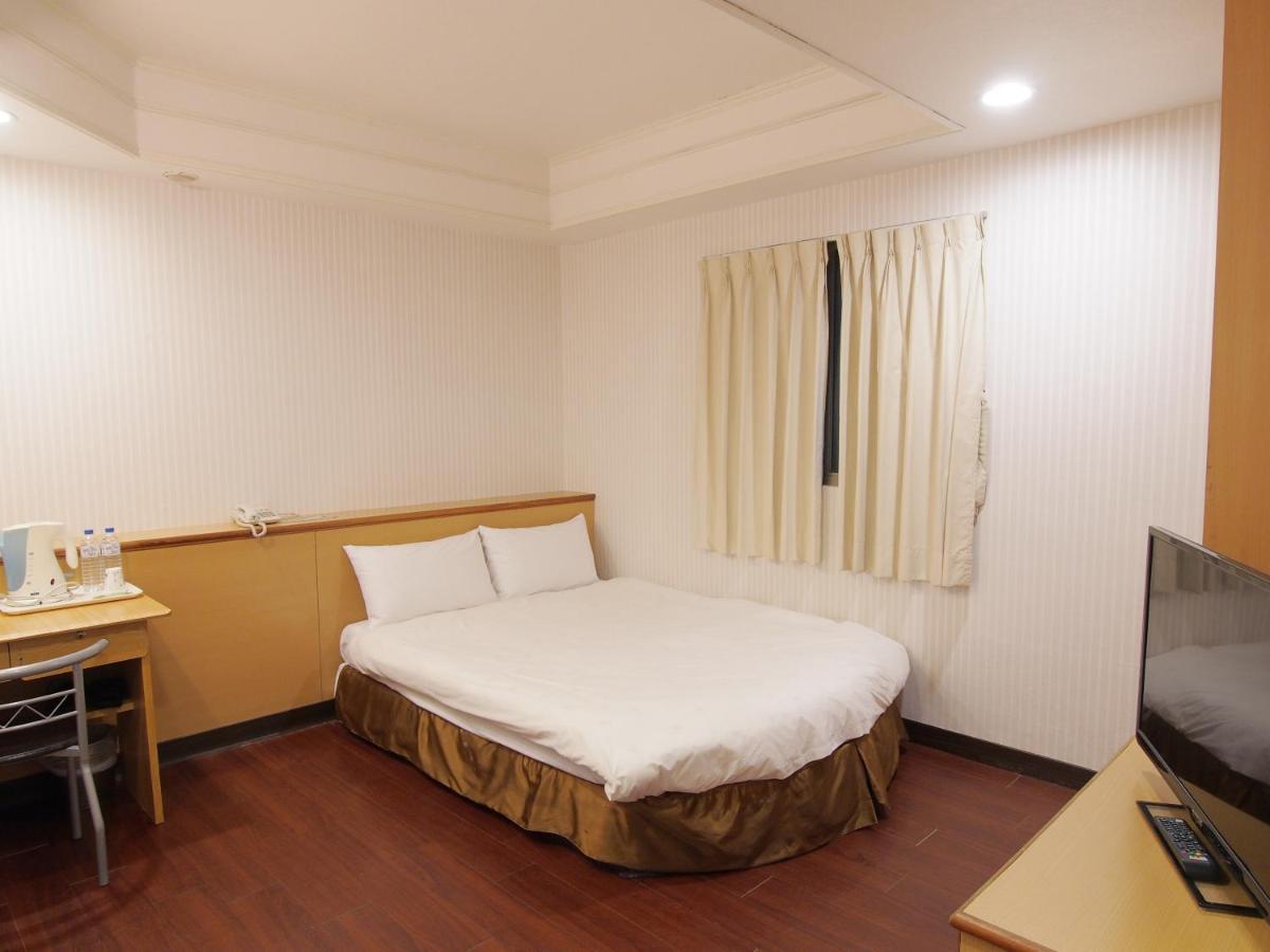 Yi Pin Yuan Hotel Tainan Exterior photo